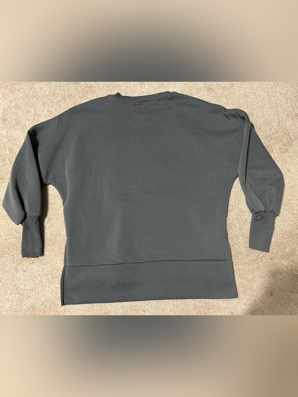 B Famous NYC Game Day Football Sweatshirt Gray Raised Graphic S - Picture 3 of 7